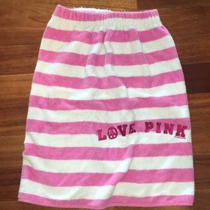 NWOT VS PINK strapless bathroom robe M/L
